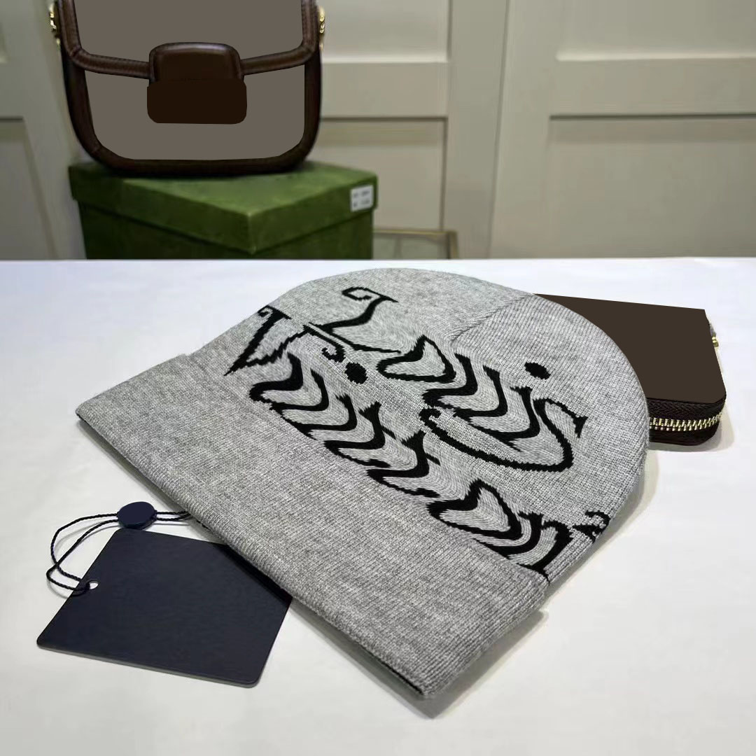 Mens Solid Color Letter Knitted Hat Designers Beanie Fashion lovers Winter Hats Outdoor Keep Warm Beanies, Grey
Mens Solid Color Letter Knitted Hat Designers Beanie Fashion lovers Winter Hats Outdoor Keep Warm Beanies, Grey