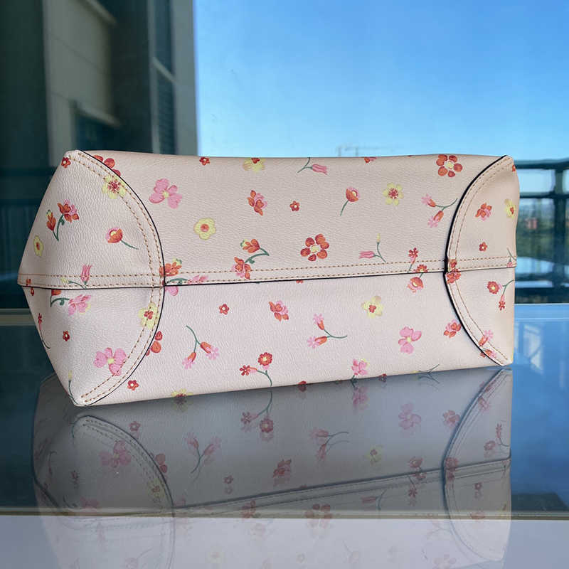Shoulder Bag Women Designer CrossBody Bags handbags Leather Handbag Vintage Soft Shopping Bag Lady Hobos Large Capacity Tote Purses 220923, Cobag-white-34x29x11cm
Shoulder Bag Women Designer CrossBody Bags handbags Leather Handbag Vintage Soft Shopping Bag Lady Hobos Large Capacity Tote Purses 220923, Cobag-white-34x29x11cm