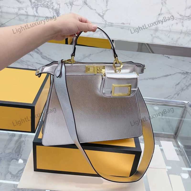 2Pic Peekaboo Shoulder Bag Designer Leather Exquisite Handbag Quality Crossbody For Women Classic Famous Brand Shopping Purses 220317, Gold
2Pic Peekaboo Shoulder Bag Designer Leather Exquisite Handbag Quality Crossbody For Women Classic Famous Brand Shopping Purses 220317, Gold