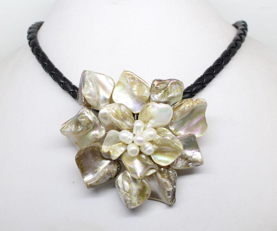 Choker Charm 70mm Flower Pendant Necklace 18inches Baroque Shell Mother Of Pearl Handmade Choose Color
Choker Charm 70mm Flower Pendant Necklace 18inches Baroque Shell Mother Of Pearl Handmade Choose Color