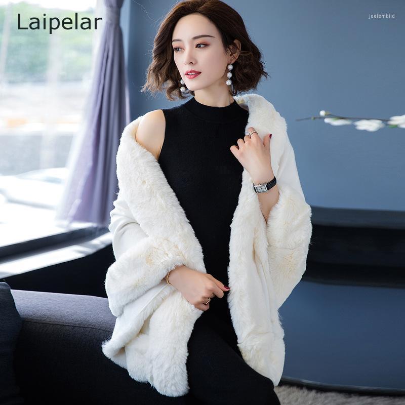 Scarves 2022 Autumn And Winter Women's Shawl Cashmere Core Yarn Big Fur Collar Long Sleeve Cloak Warm Coat Simple Elegant
Scarves 2022 Autumn And Winter Women's Shawl Cashmere Core Yarn Big Fur Collar Long Sleeve Cloak Warm Coat Simple Elegant
