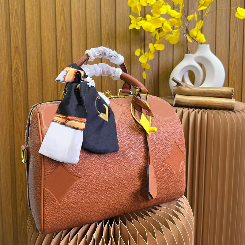 Mini Designer Speedy Pillow Bag Women Handbag Totes Fashion Empreinte Handbag Purse Embossing Removable Belt Crossbody Bags Small Tote Wallet Letter Handbags
Mini Designer Speedy Pillow Bag Women Handbag Totes Fashion Empreinte Handbag Purse Embossing Removable Belt Crossbody Bags Small Tote Wallet Letter Handbags