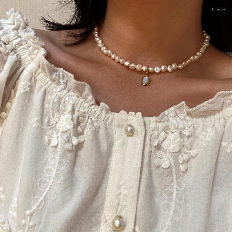 Choker Peal White Pearl Necklace With Pendant Moonstone Charm Clavicle Collar French Style Summer Jewelry 
Choker Peal White Pearl Necklace With Pendant Moonstone Charm Clavicle Collar French Style Summer Jewelry