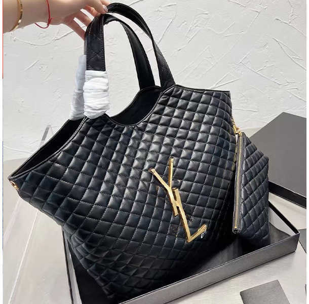 Evening Bags Totes I CARE maxi shopping in quilted lambskin leather large capacity shoulder tote bag diamond with chain coin wallet summer saints two, Box
Evening Bags Totes I CARE maxi shopping in quilted lambskin leather large capacity shoulder tote bag diamond with chain coin wallet summer saints two, Box