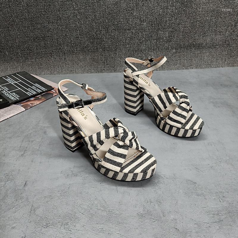 Sandals Summer 2022 Women's Waterproof Platform Single Strap Thick Heels Open-toe Stripe High For Women, White
Sandals Summer 2022 Women's Waterproof Platform Single Strap Thick Heels Open-toe Stripe High For Women, White
