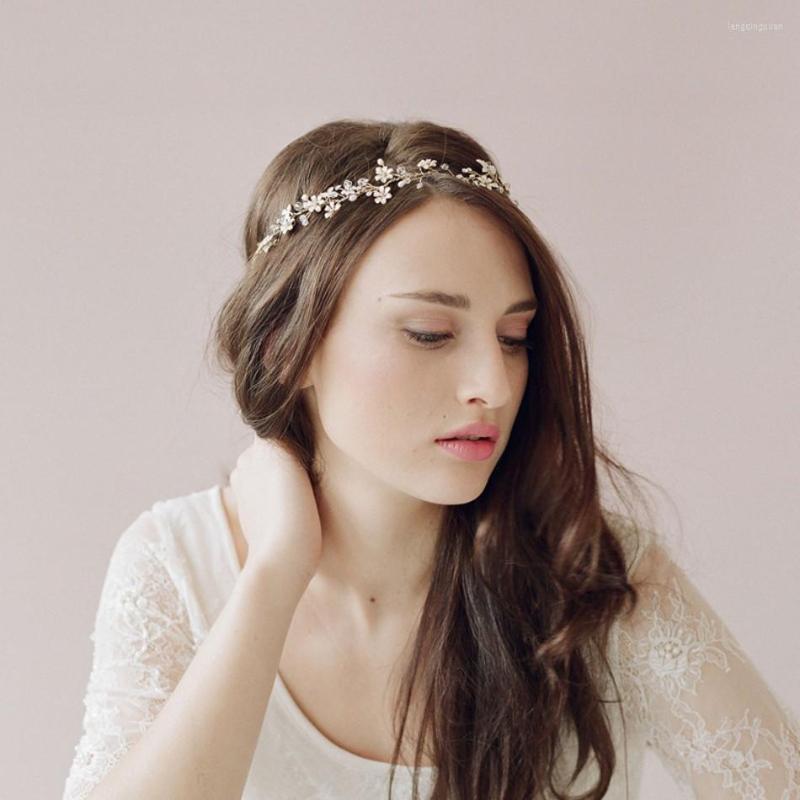 Headpieces Delicate Flowers Bridal Headbands Head Chain For Wedding Pearls Crystal Brides Hair Sash Gold Accessoires Mariage SQ0190
Headpieces Delicate Flowers Bridal Headbands Head Chain For Wedding Pearls Crystal Brides Hair Sash Gold Accessoires Mariage SQ0190