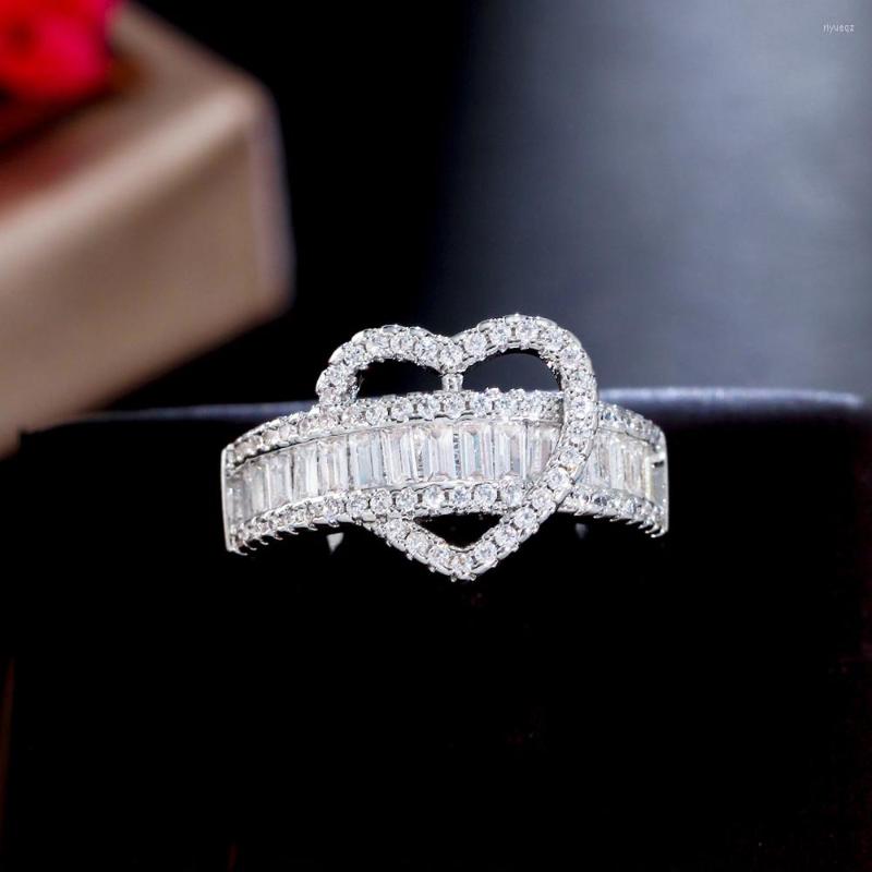 Wedding Rings CWWZircons Delicate White Cubic Zirconia Stone Love Heart Shaped Bridal Engagement Band Ring For Women Jewelry Gift R236
Wedding Rings CWWZircons Delicate White Cubic Zirconia Stone Love Heart Shaped Bridal Engagement Band Ring For Women Jewelry Gift R236