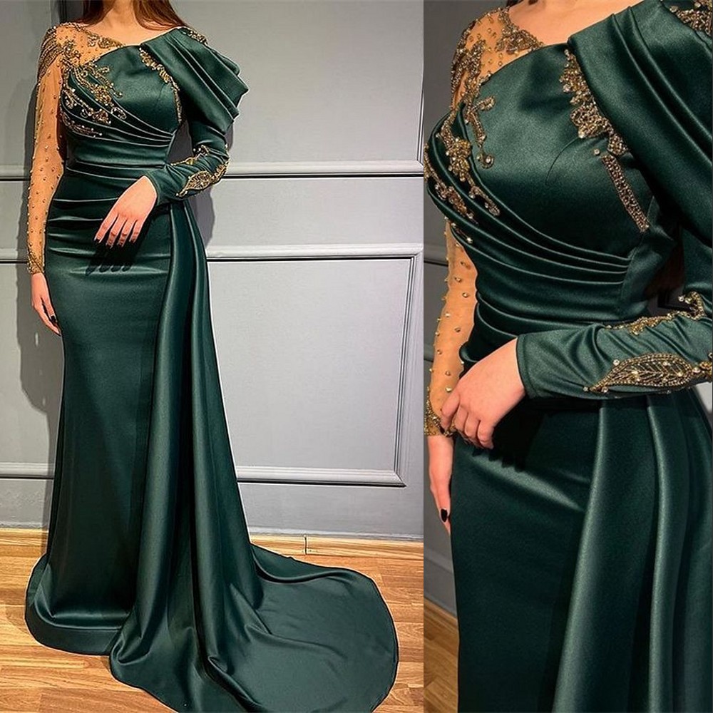 2023 Emerald Green Prom Dresses Bling Gold Crystal Beads Long Sleeves V Neck Illusion Satin Mermaid Plus Size Formal Party Dress Evening Gowns