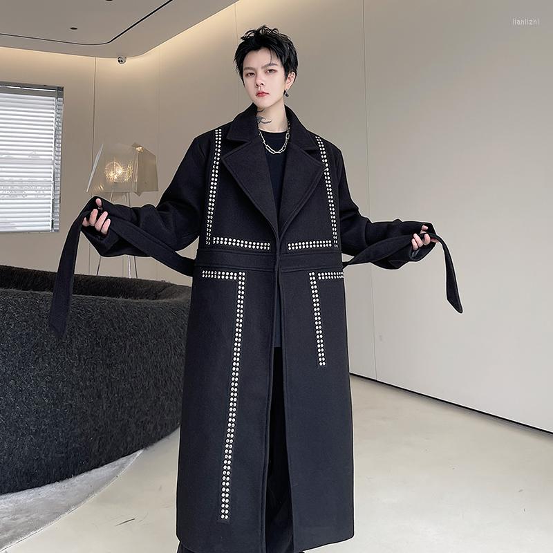 Men's Wool Winter Rivet Trenchcoat Men Streetwear Korean Dark Fashion Loose Casual Long Trench Coat Gothic Black Jacket Outerwear, H1509
Men's Wool Winter Rivet Trenchcoat Men Streetwear Korean Dark Fashion Loose Casual Long Trench Coat Gothic Black Jacket Outerwear, H1509