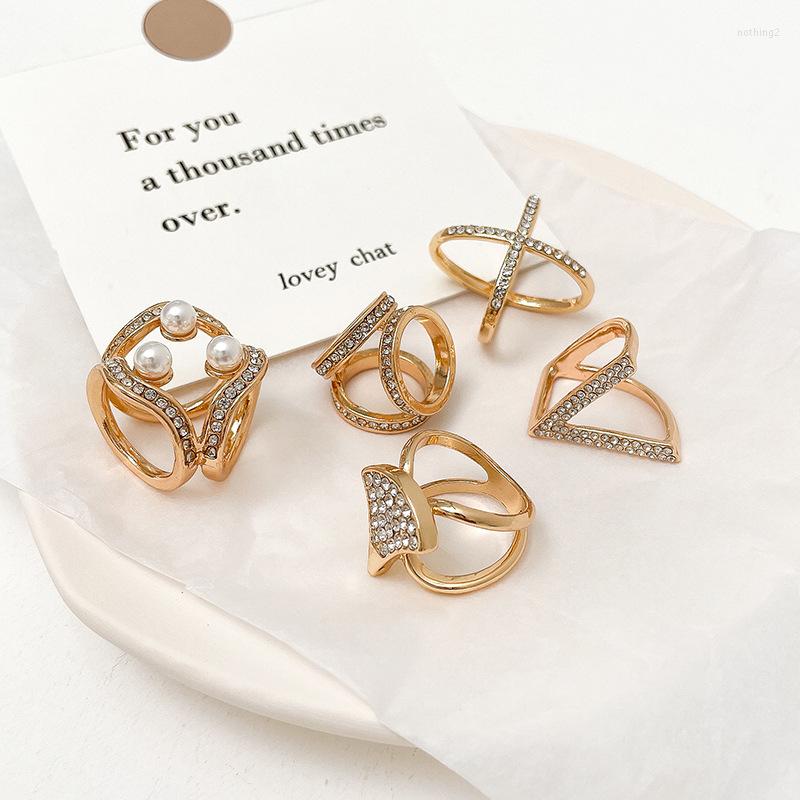 Scarves Fashion Brooches Pearl Shape Scarf Buckle Crystal For Women Silk Pins Jewelry Shawls Clothing Accesories
Scarves Fashion Brooches Pearl Shape Scarf Buckle Crystal For Women Silk Pins Jewelry Shawls Clothing Accesories
