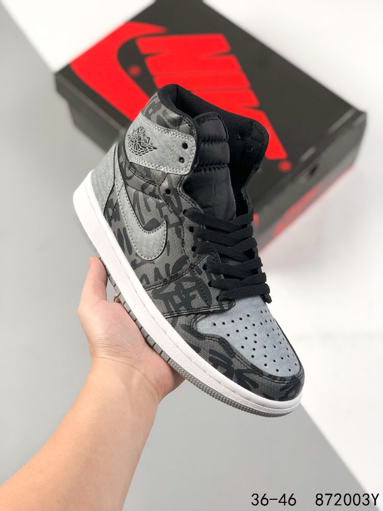 Nike Air Jordan 1 N1041 Basketball Shoes Banned Trainer Sneakers University Blue Fragment Bred Patent Prototype Hyper Royal 1 1S High Mens W, Color (31)
Nike Air Jordan 1 N1041 Basketball Shoes Banned Trainer Sneakers University Blue Fragment Bred Patent Prototype Hyper Royal 1 1S High Mens W, Color (31)