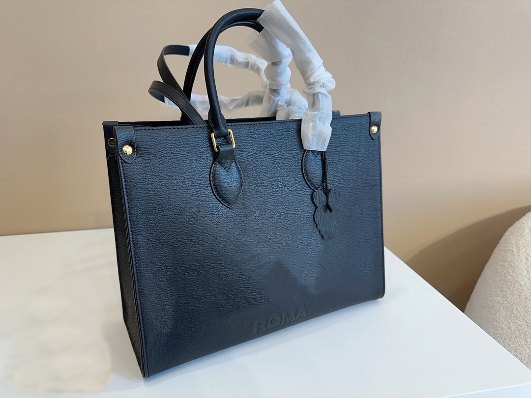 Top Designer Bags totes ON-THE-GO handbags black shopping bags embossing cowhide leather luxury Handbag Purse multi-function Tote Shoulder bag unisex briefcase
Top Designer Bags totes ON-THE-GO handbags black shopping bags embossing cowhide leather luxury Handbag Purse multi-function Tote Shoulder bag unisex briefcase