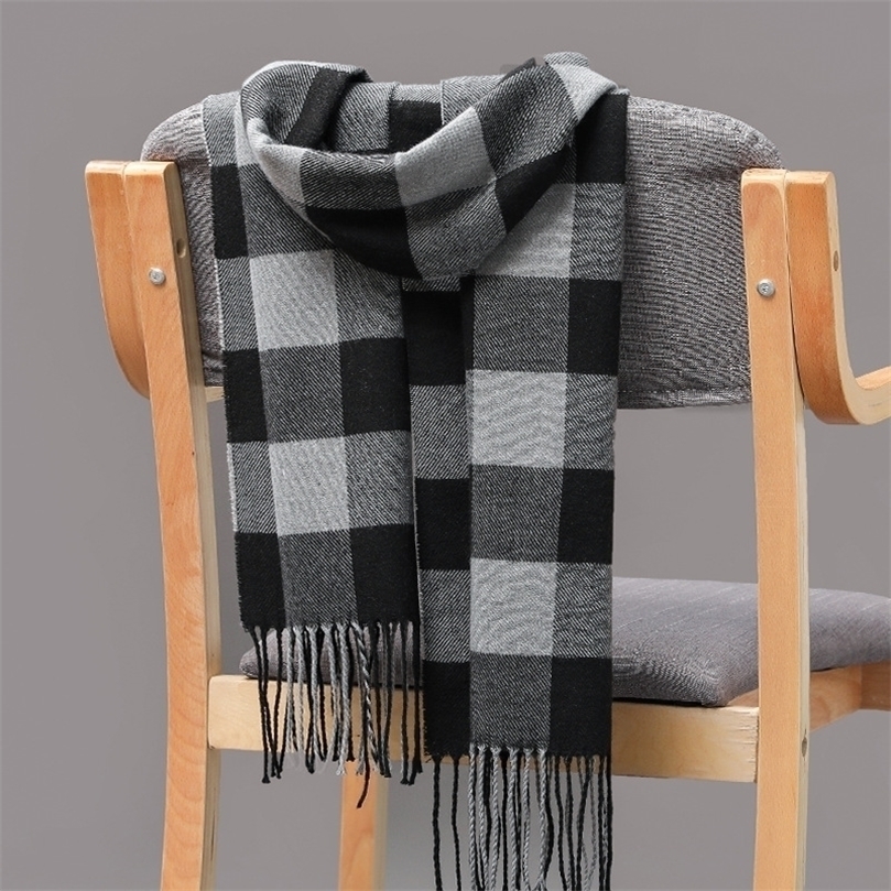 Scarves 18535cm outdoor Plaid Winter Scarf Women men unisex shalw Warm wrap muffler Foulard Fashion Cashmere hijab tassels 221010
Scarves 18535cm outdoor Plaid Winter Scarf Women men unisex shalw Warm wrap muffler Foulard Fashion Cashmere hijab tassels 221010