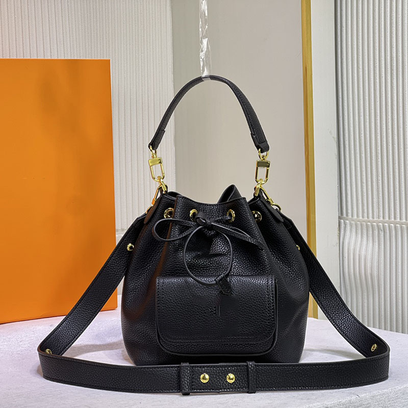 drawstring Bucket Bag Fashion Crossbody Shoulder Bags Designer Hand Bags Woman Handbags Small Purse Granular Genuine Leather Gold Hardware Removable Strap Pouch, Just a box
drawstring Bucket Bag Fashion Crossbody Shoulder Bags Designer Hand Bags Woman Handbags Small Purse Granular Genuine Leather Gold Hardware Removable Strap Pouch, Just a box
