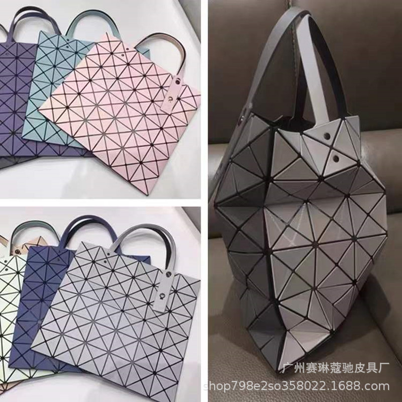 Women's bag 2022 new high-quality leisure dinner bag large capacity fashion tote bag luxury brand storage handbag, Blue
Women's bag 2022 new high-quality leisure dinner bag large capacity fashion tote bag luxury brand storage handbag, Blue
