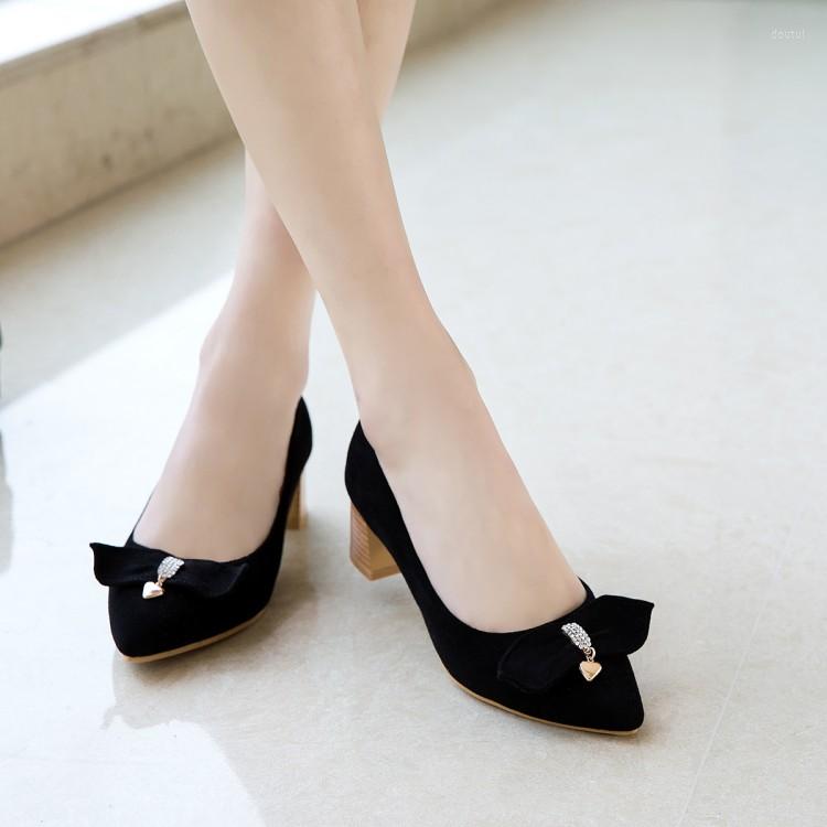 Dress Shoes Big Size Ladies High Heels Women Woman Pumps Baitao Pointed Shallow Thick-heeled Single, Beige
Dress Shoes Big Size Ladies High Heels Women Woman Pumps Baitao Pointed Shallow Thick-heeled Single, Beige