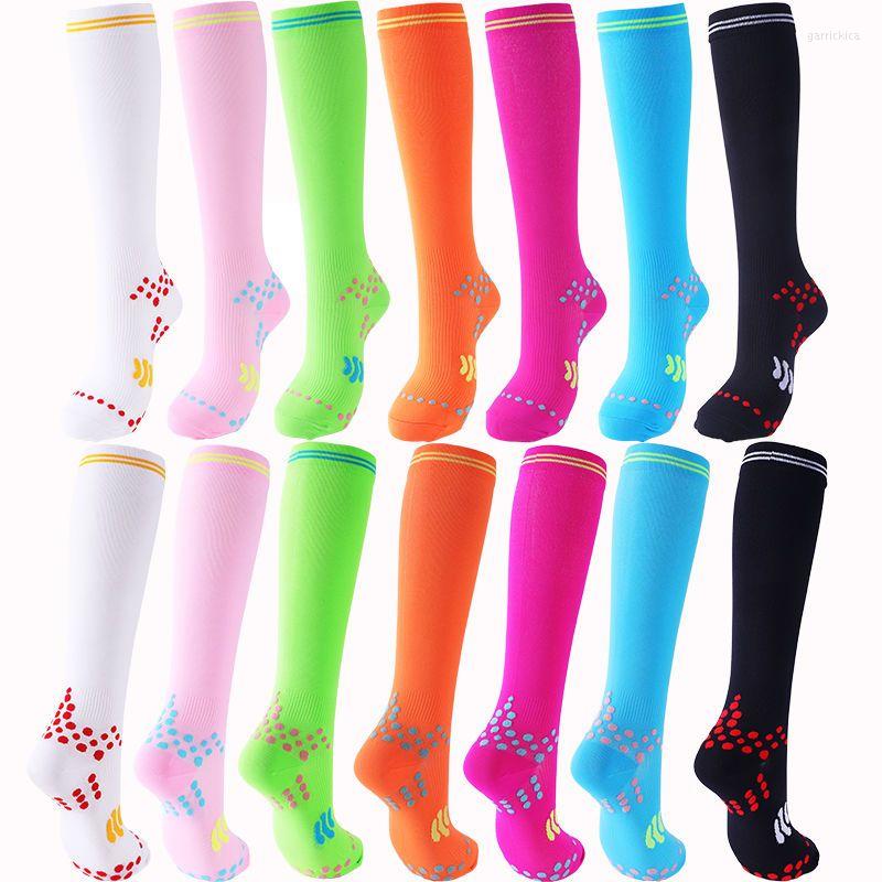 Men's Socks High Quality Compression Fit For Edema Diabetes Varicose Veins Outdoor Men Women Running Hiking Sports, White
Men's Socks High Quality Compression Fit For Edema Diabetes Varicose Veins Outdoor Men Women Running Hiking Sports, White