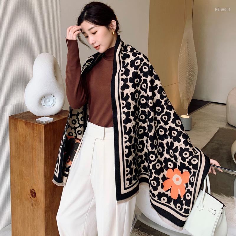 Scarves Autumn And Winter 2022 Letter Fashion Warm Keeping Women's Scarf With Cashmere Double Sided Thickened Cape
Scarves Autumn And Winter 2022 Letter Fashion Warm Keeping Women's Scarf With Cashmere Double Sided Thickened Cape
