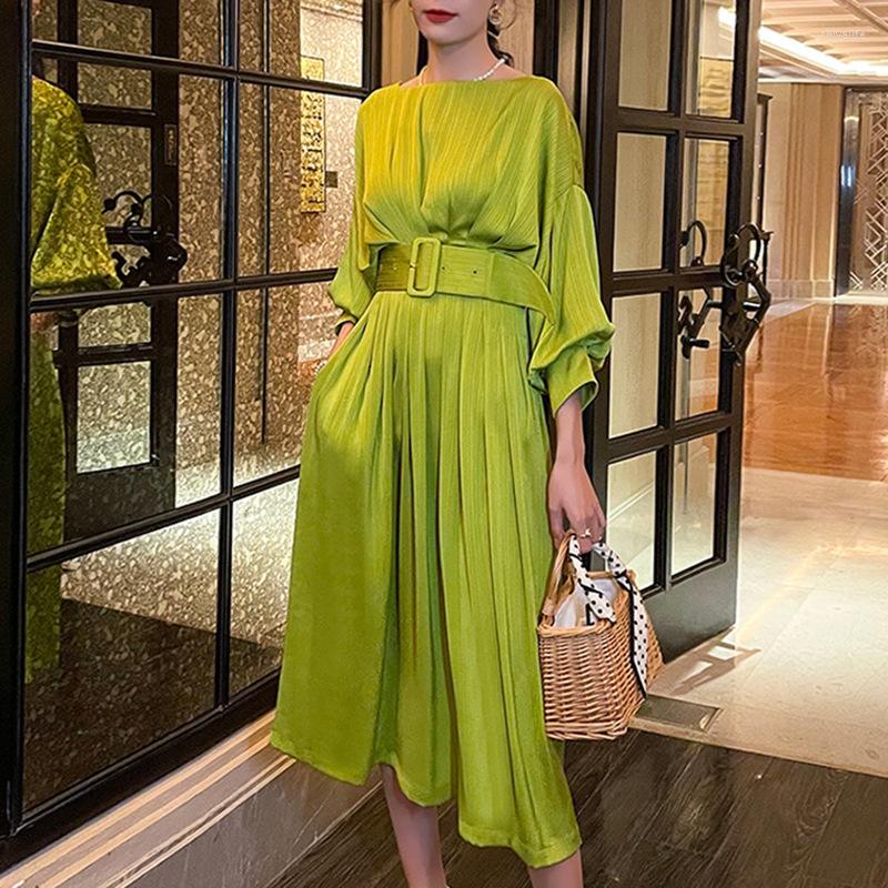 Casual Dresses French Temperament Ladies Elegant Style 2022 Autumn Round Neck Long-sleeved Belt Waist Design Long Solid Color Dress, Green- tdr636479
Casual Dresses French Temperament Ladies Elegant Style 2022 Autumn Round Neck Long-sleeved Belt Waist Design Long Solid Color Dress, Green- tdr636479