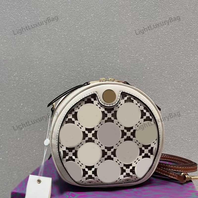 TB Round Bag Designer Leather Light Luxury Hollow Out Shoulder Wallet Quality Crossbody For Women Classic Famous Brand Shopping Purses 220316, Cream
TB Round Bag Designer Leather Light Luxury Hollow Out Shoulder Wallet Quality Crossbody For Women Classic Famous Brand Shopping Purses 220316, Cream