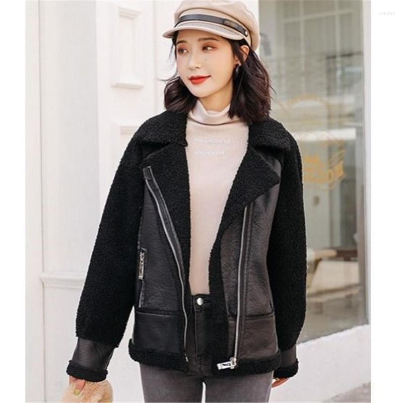 Women's Leather 2022 Winter Women Faux Sheepskin Coat Jacket Warm Lamb Fur Parkas In Black Green Color Thermal Tops, Black coat
Women's Leather 2022 Winter Women Faux Sheepskin Coat Jacket Warm Lamb Fur Parkas In Black Green Color Thermal Tops, Black coat
