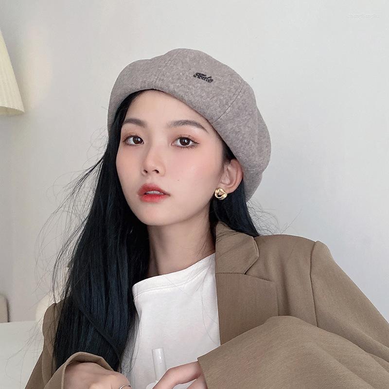 Berets Korean Vrsion Woolen Beret Female Retro Alphabet Painter Hat Spring Autumn Winter Pumpkin TideBerets, W116-milky white
Berets Korean Vrsion Woolen Beret Female Retro Alphabet Painter Hat Spring Autumn Winter Pumpkin TideBerets, W116-milky white