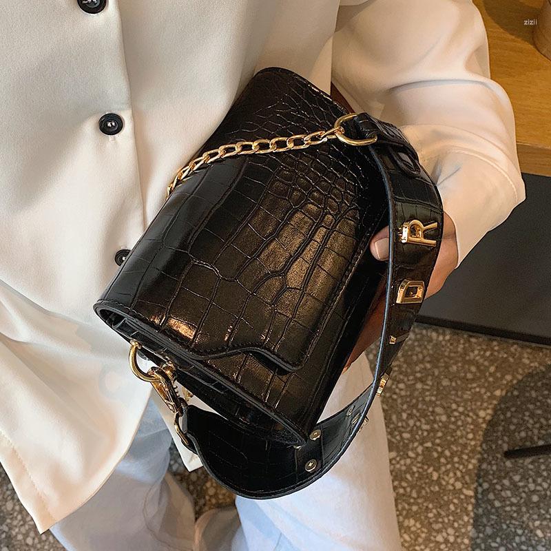 Evening Bags Crocodile Pattern Small Crossbody For Women 2022 Shoulder Messenger Bag Lady Luxury Letter Belt Cell Phone Handbags #35, Small white
Evening Bags Crocodile Pattern Small Crossbody For Women 2022 Shoulder Messenger Bag Lady Luxury Letter Belt Cell Phone Handbags #35, Small white