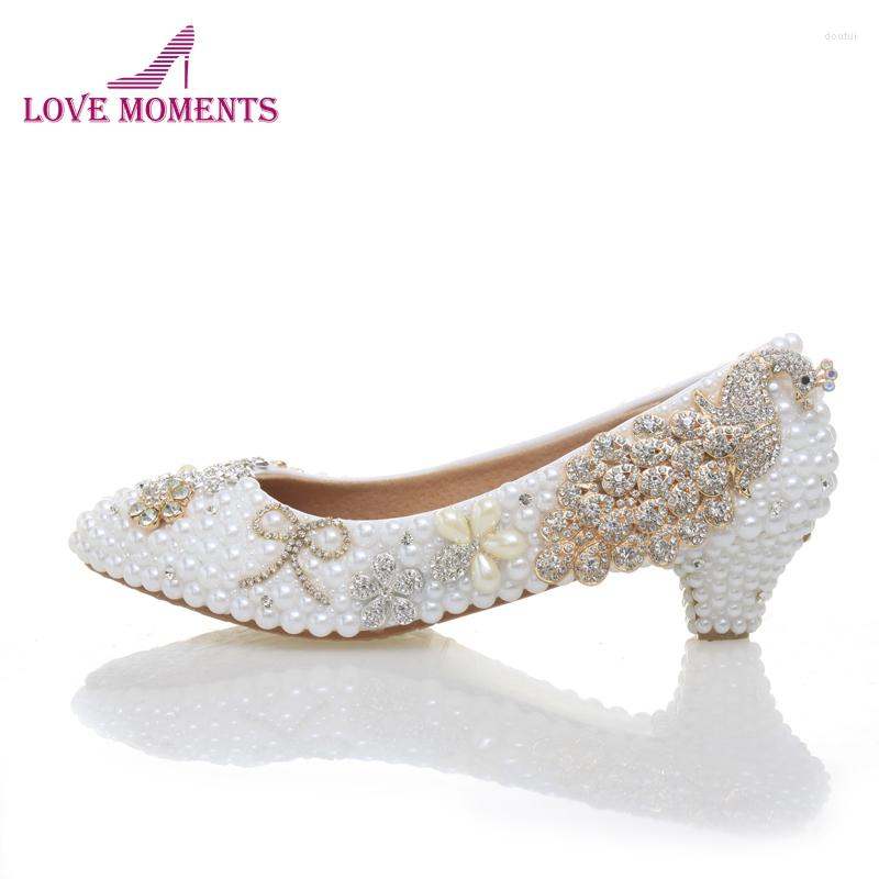 Dress Shoes Graduation Ceremony Women Low Heel White Pearl Wedding Luxury Colorful Crystal Rhinestone Pumps Party Prom, White 3cm heels
Dress Shoes Graduation Ceremony Women Low Heel White Pearl Wedding Luxury Colorful Crystal Rhinestone Pumps Party Prom, White 3cm heels