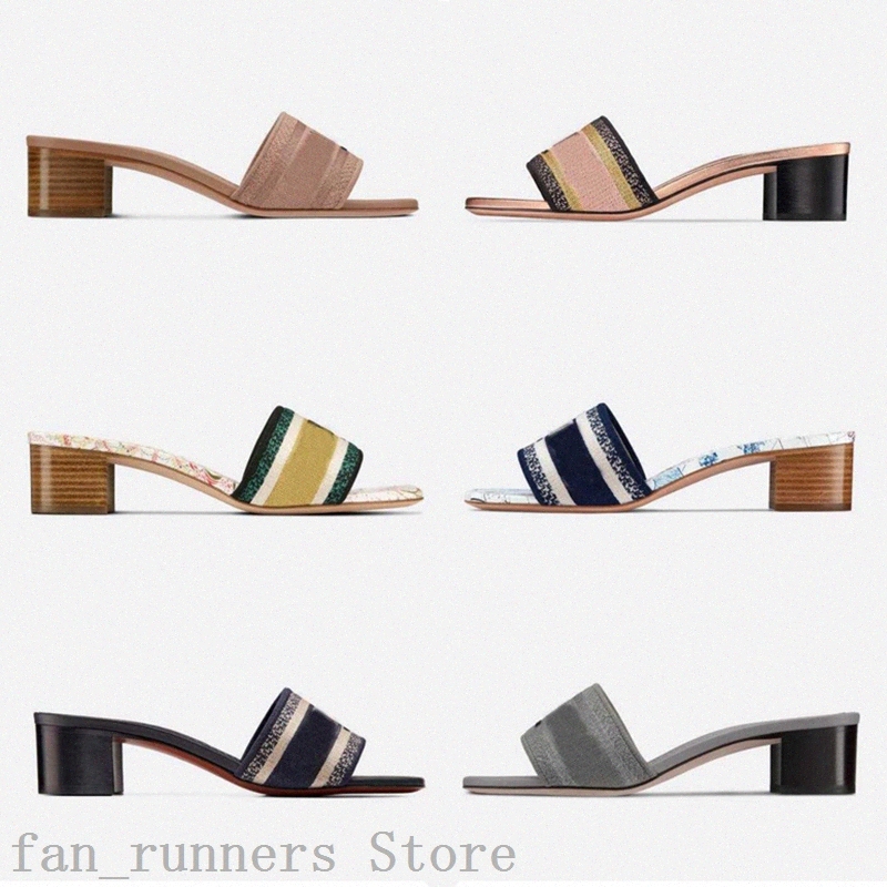 Designer Women slippers Paris heeled Slide Sandals Embroidered Block Heels Summer Beach Flop Flip Lady Fashion Sandalias size 34-41 S8ny#
Designer Women slippers Paris heeled Slide Sandals Embroidered Block Heels Summer Beach Flop Flip Lady Fashion Sandalias size 34-41 S8ny#