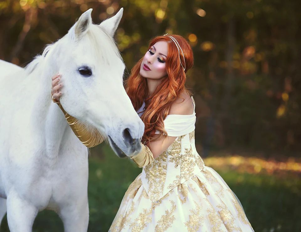 White gold gothic Wedding Dresses Bridal Gowns 2023 Medieval Appliques Off Shoulder lace-up Corset Country Robe De mariee