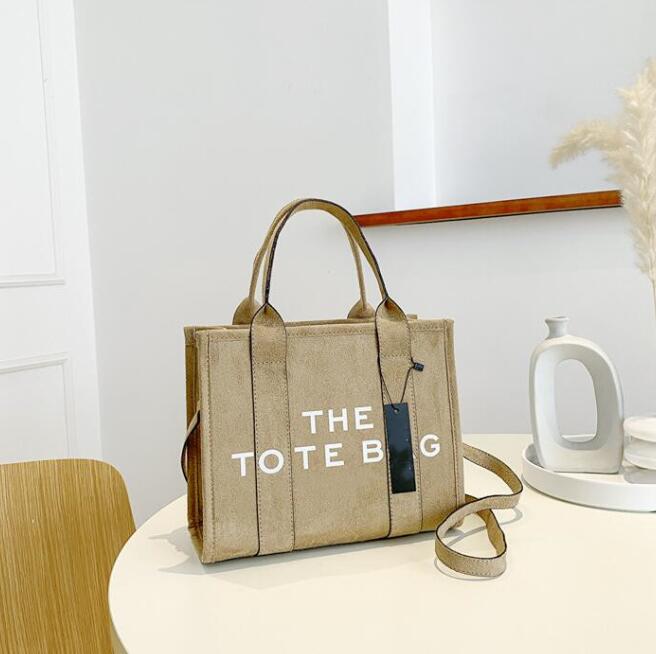 Large Capacity Casual Women Suede Bags New Letters Tote Bag Advanced Texture Handbag Fashion Trendy Crossbody Bag Famous Designer, As pic
Large Capacity Casual Women Suede Bags New Letters Tote Bag Advanced Texture Handbag Fashion Trendy Crossbody Bag Famous Designer, As pic