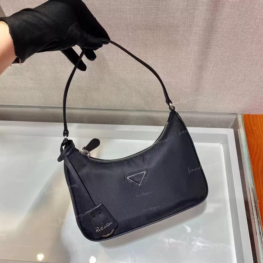 designer bag Womens Crossbody Hobo underarm Shoulder Bags Fashion Parachute fabric Nylon tote Luxury Moon shaped middle bag, Package bag
designer bag Womens Crossbody Hobo underarm Shoulder Bags Fashion Parachute fabric Nylon tote Luxury Moon shaped middle bag, Package bag