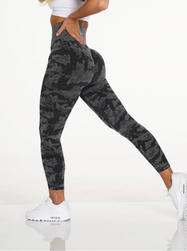 Women's Camouflage … - image