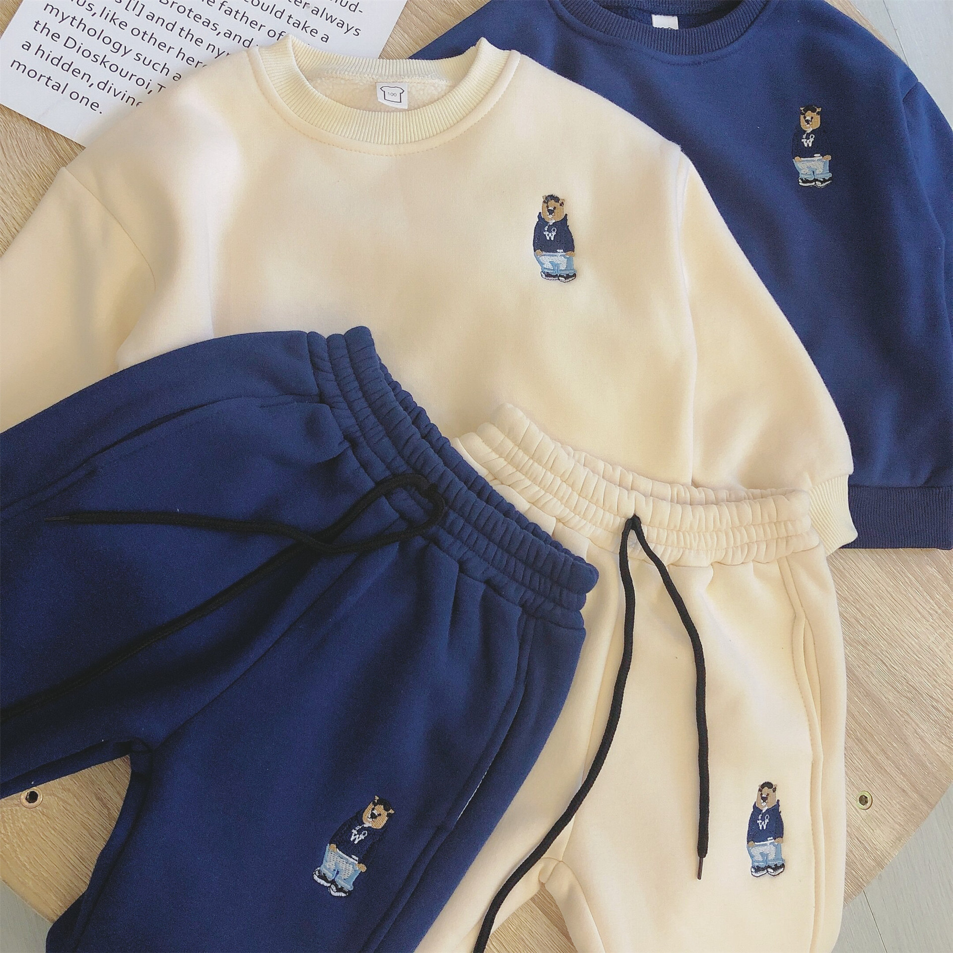 Sets Children Clothing Set Baby Boys 2023 New Winter Kids Boy Clothes Print Top Pant Outfit Suit For Girls 2 3 4 5 6 7 Year Q240508