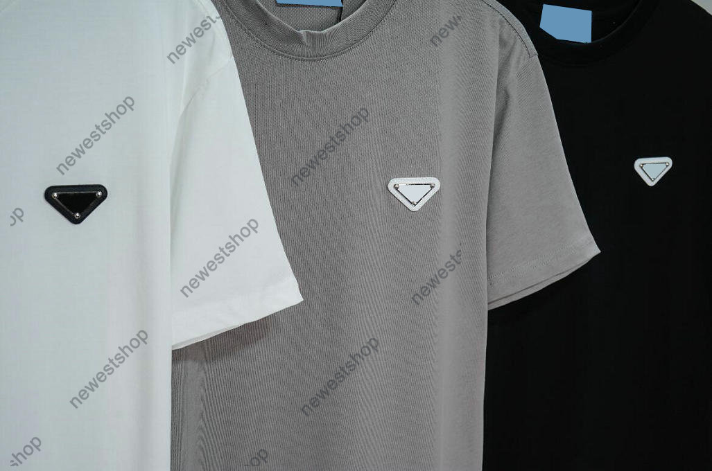 2022 Summer Europe mens t shirts designer luxury letter print tshirts Fashion triangle printing Tshirt Womens T shirt Casual tee 3 color, Black
2022 Summer Europe mens t shirts designer luxury letter print tshirts Fashion triangle printing Tshirt Womens T shirt Casual tee 3 color, Black