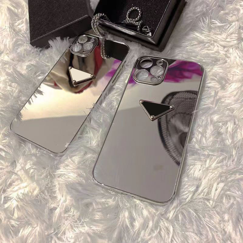 Designer Phone Cases Mirror Surface Case For IPhone 14 Pro Max 13P 12 11 XS 8 Luxury Black Pattern Mens Phonecase Shockproof Cover Shell Hot, White
Designer Phone Cases Mirror Surface Case For IPhone 14 Pro Max 13P 12 11 XS 8 Luxury Black Pattern Mens Phonecase Shockproof Cover Shell Hot, White