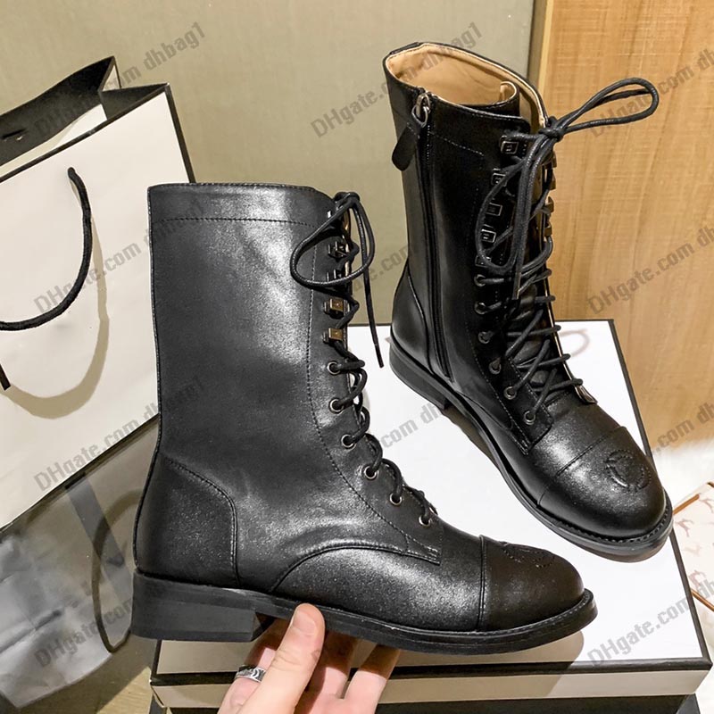 Designer Womens Ankle Boots Chunky Low Heel Lace Up Zipper Black Knight Boot 22ss Winter Platform Chelsea Rainboots Cowboy Fashion Retro Casual Shoes Knee Booties
Designer Womens Ankle Boots Chunky Low Heel Lace Up Zipper Black Knight Boot 22ss Winter Platform Chelsea Rainboots Cowboy Fashion Retro Casual Shoes Knee Booties