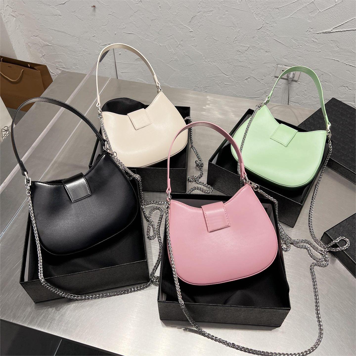 Crossbody Bag Saddle Handbag Designers Wallet Shoulder Cowhide Flip Holiday Style Fashion Summer Purse 2022 One Handle Clutch Bags Women Luxury Handbag Backpack, Style z
Crossbody Bag Saddle Handbag Designers Wallet Shoulder Cowhide Flip Holiday Style Fashion Summer Purse 2022 One Handle Clutch Bags Women Luxury Handbag Backpack, Style z