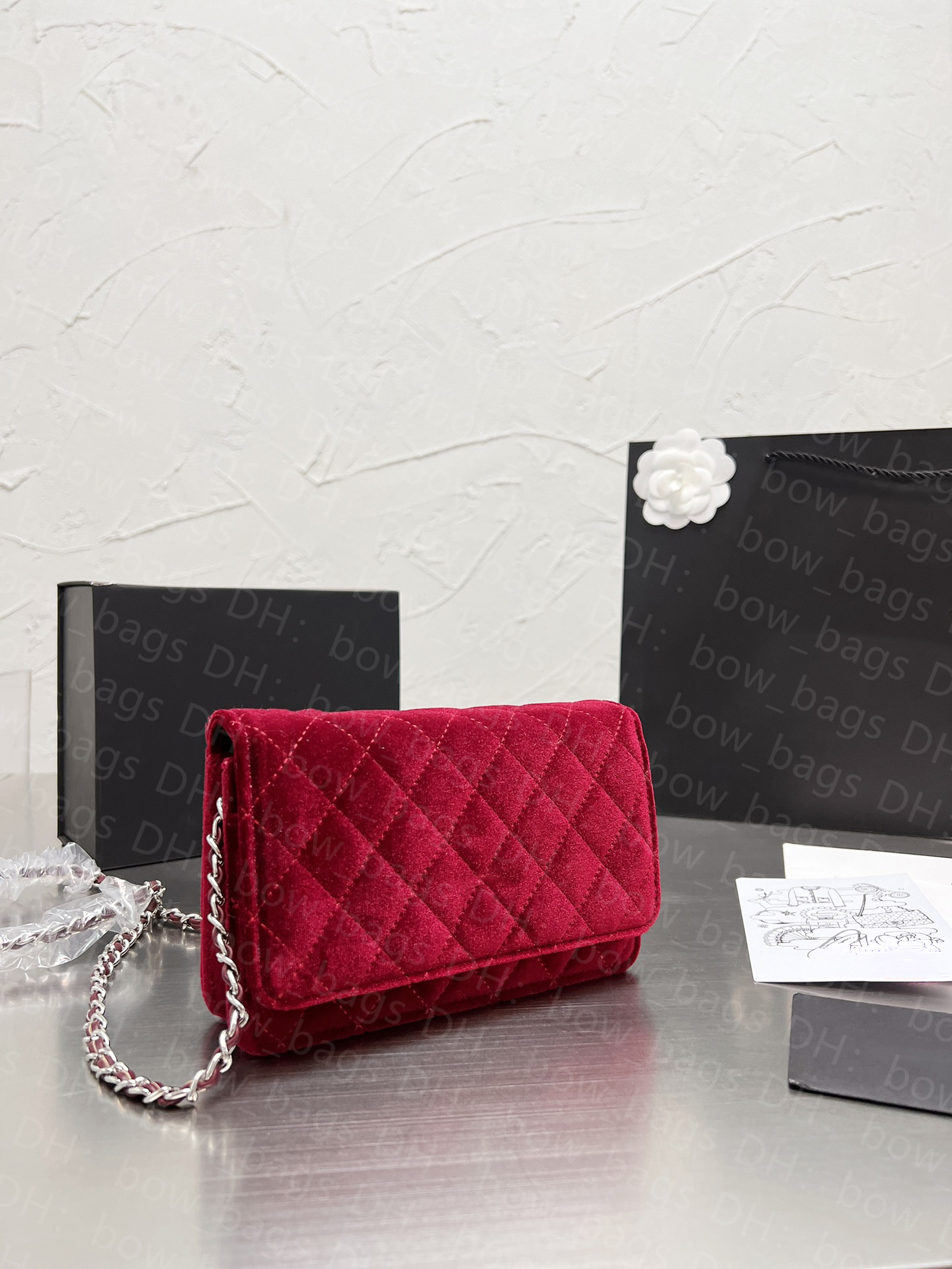 Designer Velvet Bags Handbag Women Famous Brand Shoulder Purse Luxury Handbag Wallet Chain Fashion Crossbody Bag
Designer Velvet Bags Handbag Women Famous Brand Shoulder Purse Luxury Handbag Wallet Chain Fashion Crossbody Bag