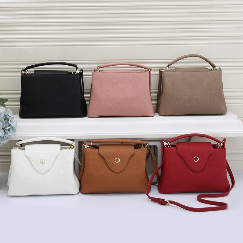 Classic lady handbag Fashion Bags Totes Luxury designer purse Bestselling leather crossbody satchel hobo handbags woman messenger bag envelope wallet 1032, Shipping (no send) 
Classic lady handbag Fashion Bags Totes Luxury designer purse Bestselling leather crossbody satchel hobo handbags woman messenger bag envelope wallet 1032, Shipping (no send)