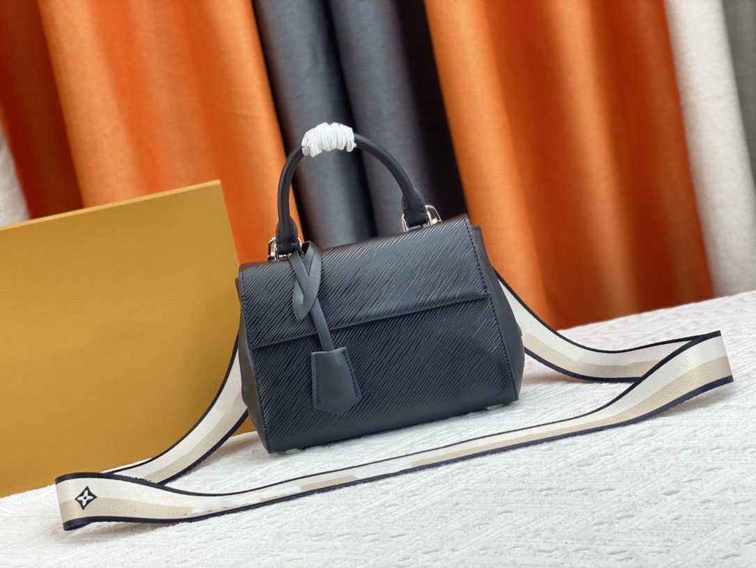 2022 Classic handbag Women's designer messenger bag Designer Luxury fashion wallet Leather shoulder 58925, Brown 
2022 Classic handbag Women's designer messenger bag Designer Luxury fashion wallet Leather shoulder 58925, Brown
