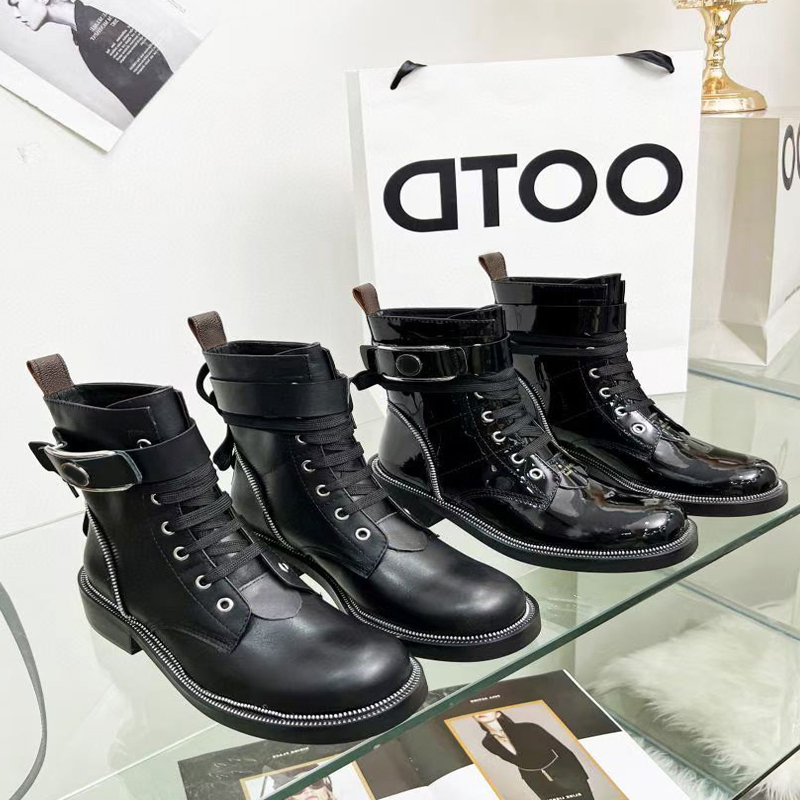 Autumn winter boots woman Thick soled Trainers Travel Metal belt buckle Zipper boot Soft cowhide lady Flat Casual designer shoe leather women shoes size 35-42 With box, Matte cowhide 1
Autumn winter boots woman Thick soled Trainers Travel Metal belt buckle Zipper boot Soft cowhide lady Flat Casual designer shoe leather women shoes size 35-42 With box, Matte cowhide 1