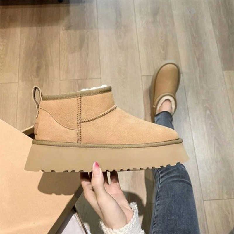 Boots New Winter Women Snow Boots Female Thick Bottom Flat Slip On Cotton Booties Ladies Soild Keep Warm Plush Casual Ankle Boot 2022 T221010, Maroon 11cm
Boots New Winter Women Snow Boots Female Thick Bottom Flat Slip On Cotton Booties Ladies Soild Keep Warm Plush Casual Ankle Boot 2022 T221010, Maroon 11cm