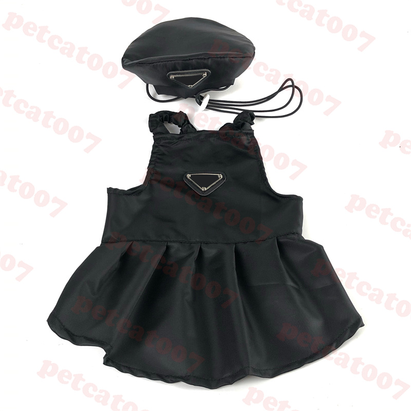 Triangle Logo Pet Skirt Hat Set Dog Apparel Brand Black Pets Dress Dogs Beret Party Style Puppy Clothing, Please contact me real pictures
Triangle Logo Pet Skirt Hat Set Dog Apparel Brand Black Pets Dress Dogs Beret Party Style Puppy Clothing, Please contact me real pictures