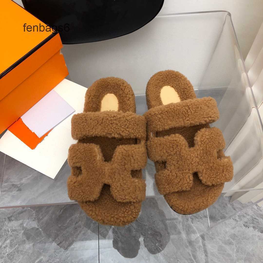 Slipper One Sandal Women Line Woolskin Orans Fashion Sandals Herme Shoes Slippers 2022 Teddy Flat Wool Bottomed h Women's Fashionable Outside Home XC8D, Black
Slipper One Sandal Women Line Woolskin Orans Fashion Sandals Herme Shoes Slippers 2022 Teddy Flat Wool Bottomed h Women's Fashionable Outside Home XC8D, Black