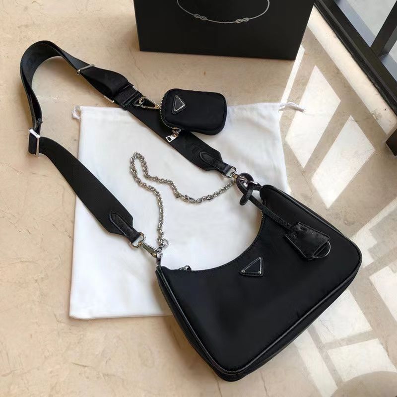 Women Messenger Bags Nylon Wallet femme luxe Leather Shopping bags Cosmetic Handbags Pockets, Black
Women Messenger Bags Nylon Wallet femme luxe Leather Shopping bags Cosmetic Handbags Pockets, Black
