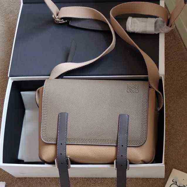 Designer Luxury Lowe Bags For Womens Handbags Silk Organizer Strap Totes Multicolour Crossbody Loweitys 7A Quality Fashion Cubi Capacity Versatile Wallet U26Q, No bag
Designer Luxury Lowe Bags For Womens Handbags Silk Organizer Strap Totes Multicolour Crossbody Loweitys 7A Quality Fashion Cubi Capacity Versatile Wallet U26Q, No bag