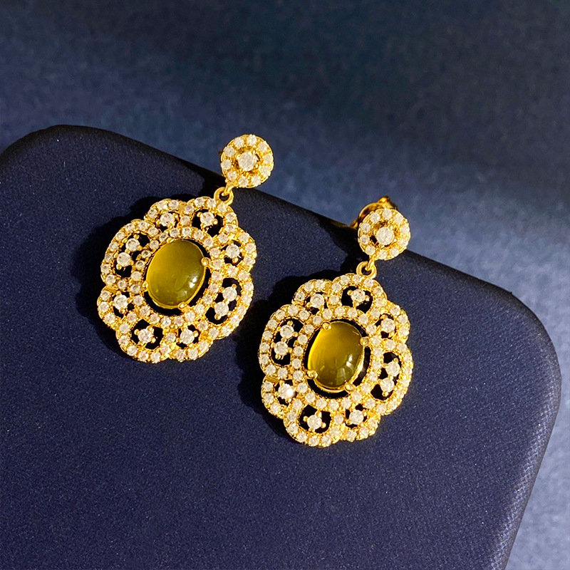 New vintage earrings flash with crystal hanging hollow oval wreath natural chalcedony gemstone stud