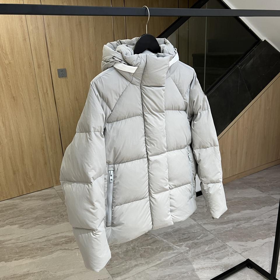 Women Designer Down Jacket Windproof Outerwear White Duck Windproof Parker Parkas Warm Thick Puffer Jackets Hooded Windbreakers, Photo style and color
Women Designer Down Jacket Windproof Outerwear White Duck Windproof Parker Parkas Warm Thick Puffer Jackets Hooded Windbreakers, Photo style and color