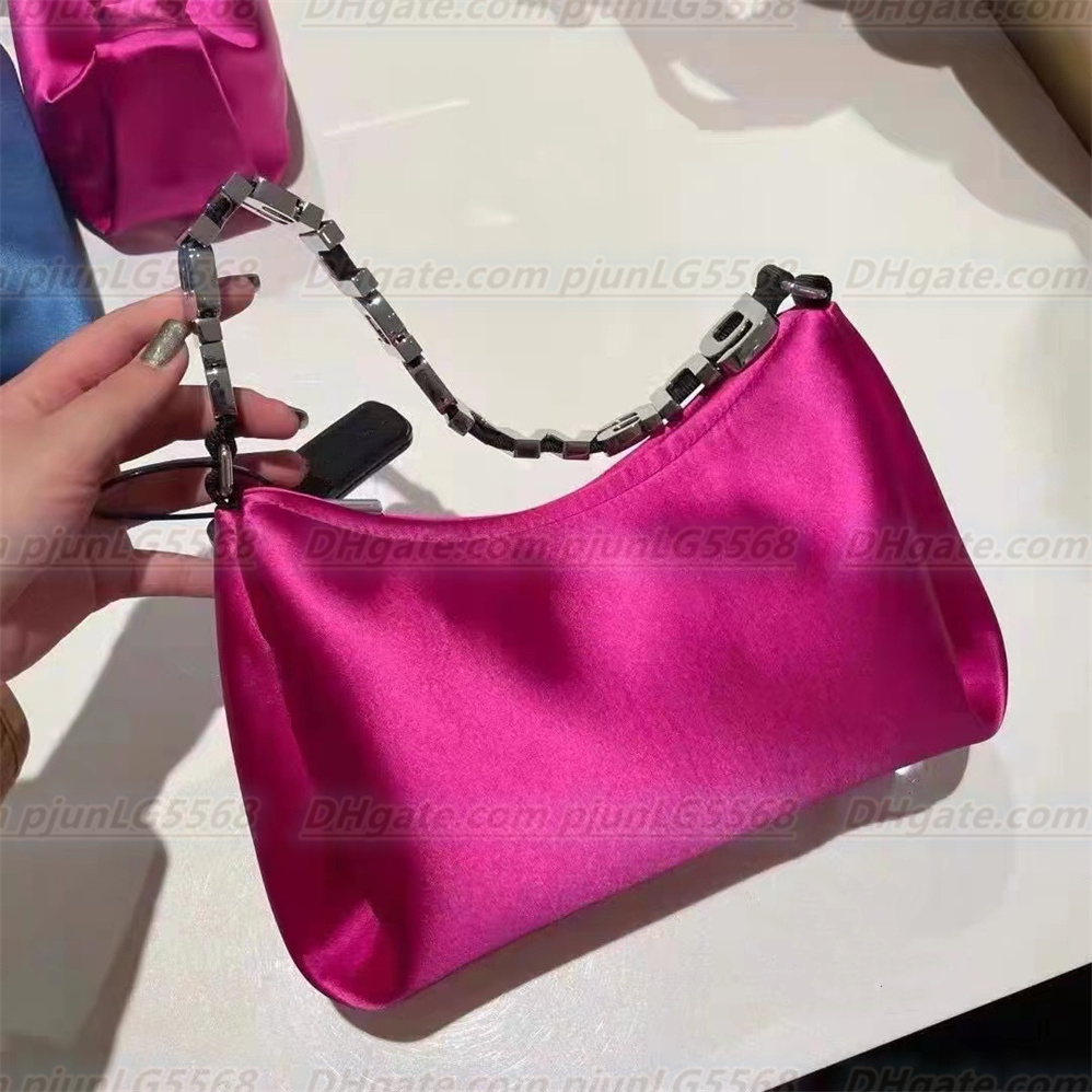 Luxury Designer handbags Clutch Bags for women HEIRESS satin tote bag with rhinestones Shoulder Strap cross body Letters handbags Ladies crystal purse, A2
Luxury Designer handbags Clutch Bags for women HEIRESS satin tote bag with rhinestones Shoulder Strap cross body Letters handbags Ladies crystal purse, A2
